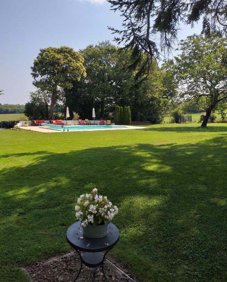 L'Horizon Villa Saint-Yrieix-la-Perche Exterior photo